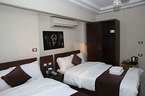 Nile Diamond Suites