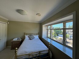 Sunward Coast Westside Homestay