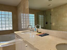 Sunward Coast Westside Homestay