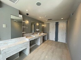 Phoenix Inn