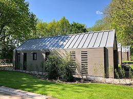 Atmospheric Chalet on the Veluwemeer