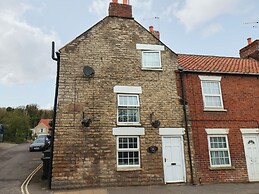Corner Cottage