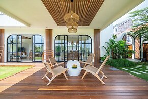 Nicolas Villa Canggu