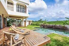 Nicolas Villa Canggu