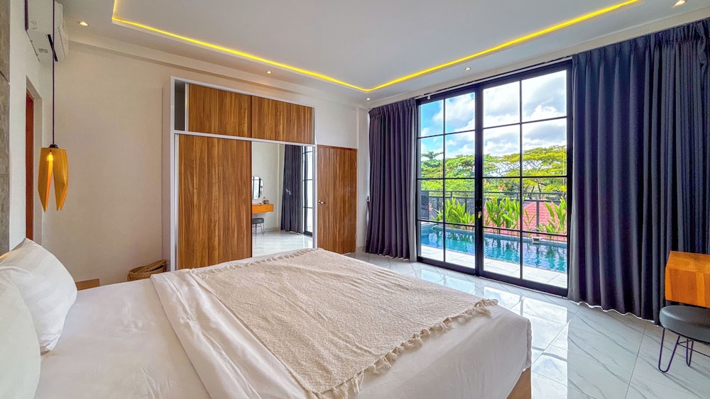 Seminyak Loft 360 Bali