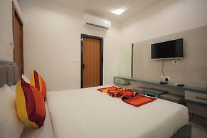 Papaya Leaf Comfort Nathdwara