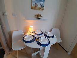 Charming Northampton Apartment With 2 Bedrooms