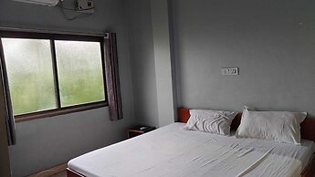 Shri Hari Kunj Paying Guest House