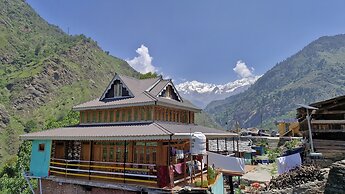 Viraaj Homestay