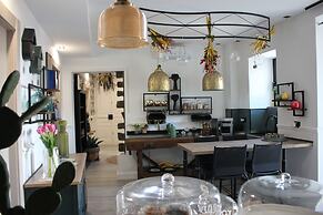Roby's boutique rooms