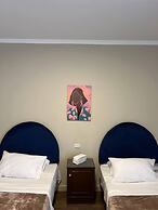 Houres Hotel