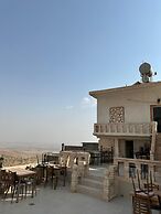 ACABEY KONAĞI