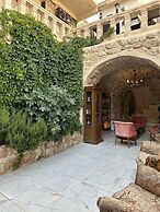 ACABEY KONAĞI