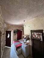 ACABEY KONAĞI