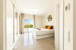 Villa Oasis Gold