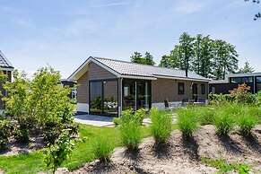 Comfortable Chalet, Near the Veluwemeer