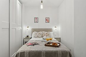 Classy 1BR - Elysee & Madeleine Area