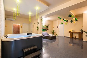 Deva Room