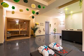 Deva Room