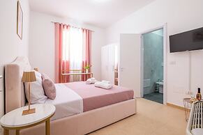 Deva Room