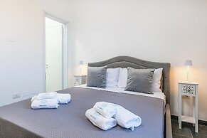 Deva Room