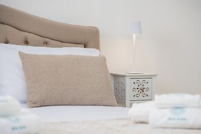 Deva Room