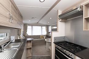 Sunbeam Caravan by Belvilla