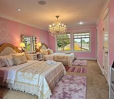 Royal Boutique Hotel