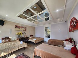 Royal Boutique Hotel