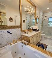 Royal Boutique Hotel