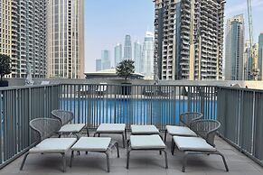 PVH - Opulent 2BR in Forte Tower 1