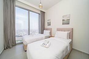PVH - Opulent 2BR in Forte Tower 1