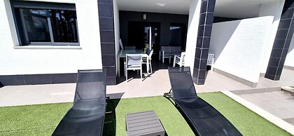 Bright Apartment in La Zenia for 4