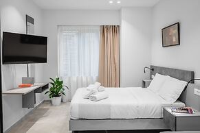 ELA FIVE RESIDENCES