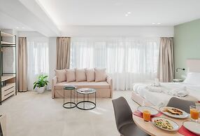 ELA FIVE RESIDENCES