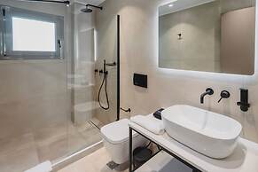 ELA FIVE RESIDENCES