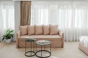 ELA FIVE RESIDENCES