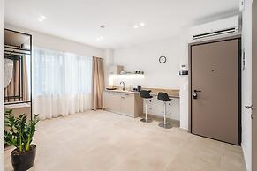 ELA FIVE RESIDENCES
