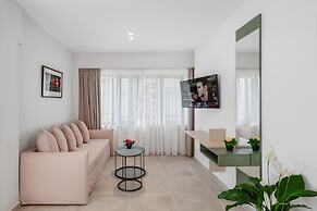 ELA FIVE RESIDENCES