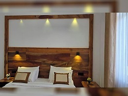 Kandy Grand Ocacia
