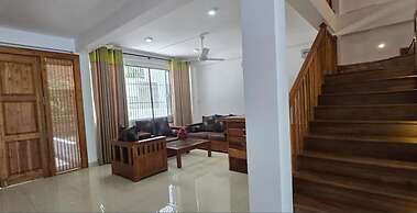 Kandy Grand Ocacia
