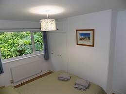Cosy Cabin Retreat in Ilfracombe, North Devon