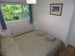 Cosy Cabin Retreat in Ilfracombe, North Devon