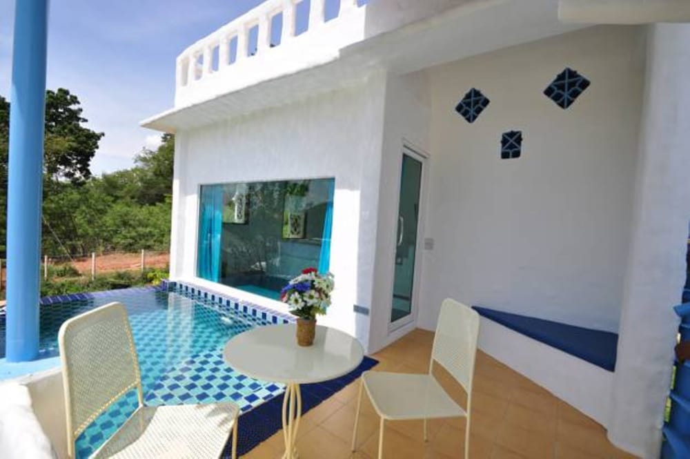 The Buda Muaklek Resort