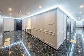 Browndot Hotel