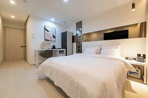 Browndot Hotel