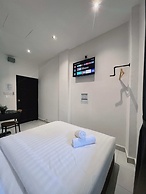 Quee Hotel