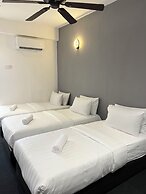 Quee Hotel