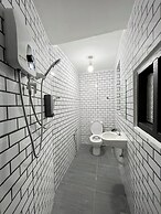 Quee Hotel