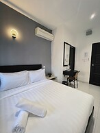 Quee Hotel